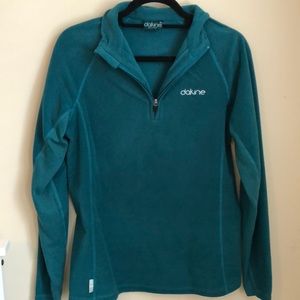 Dakine pullover fleece sweatshirt
